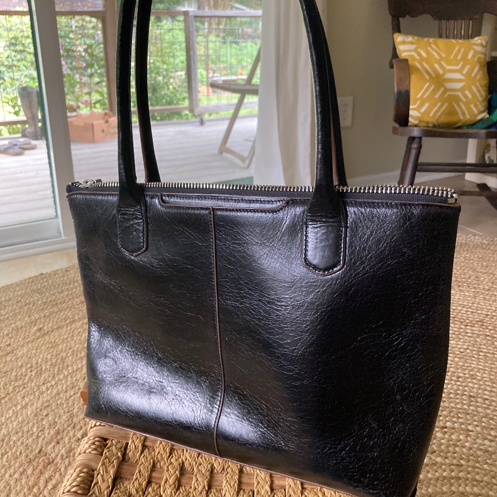 Hobo leather purse New With Tags